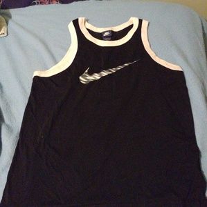 Nike Tank Tops L